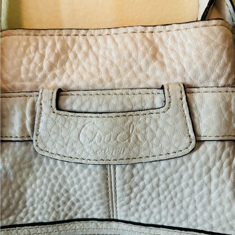 Coach Penelope Satchel/Shoulder Bag~Cream/Bone White Pebbled Leather SEE PHOTOS - Picture 5 of 16